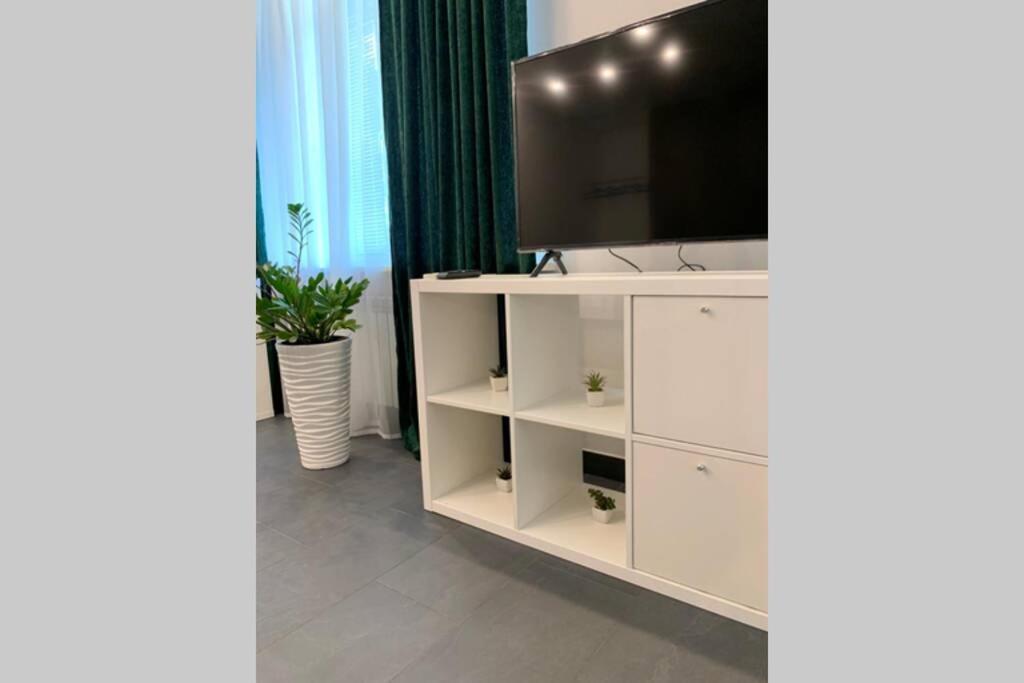 Эксклюзивная Квартира На Крещатике Kiev Exterior foto