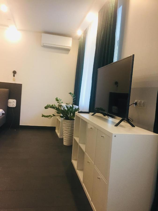 Эксклюзивная Квартира На Крещатике Kiev Exterior foto